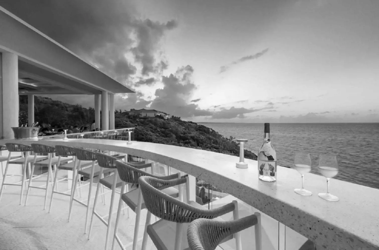 Stunning Beachfront Apartment Providenciales Turks en Caicos Eilanden